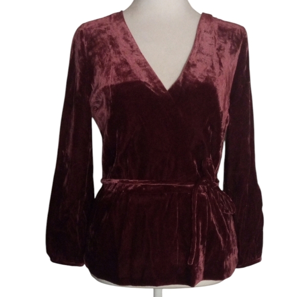 J. Crew Beautiful Burgundy Velvet Faux Wrap Blouse Puff Sleeves Size 0 - Picture 3 of 10